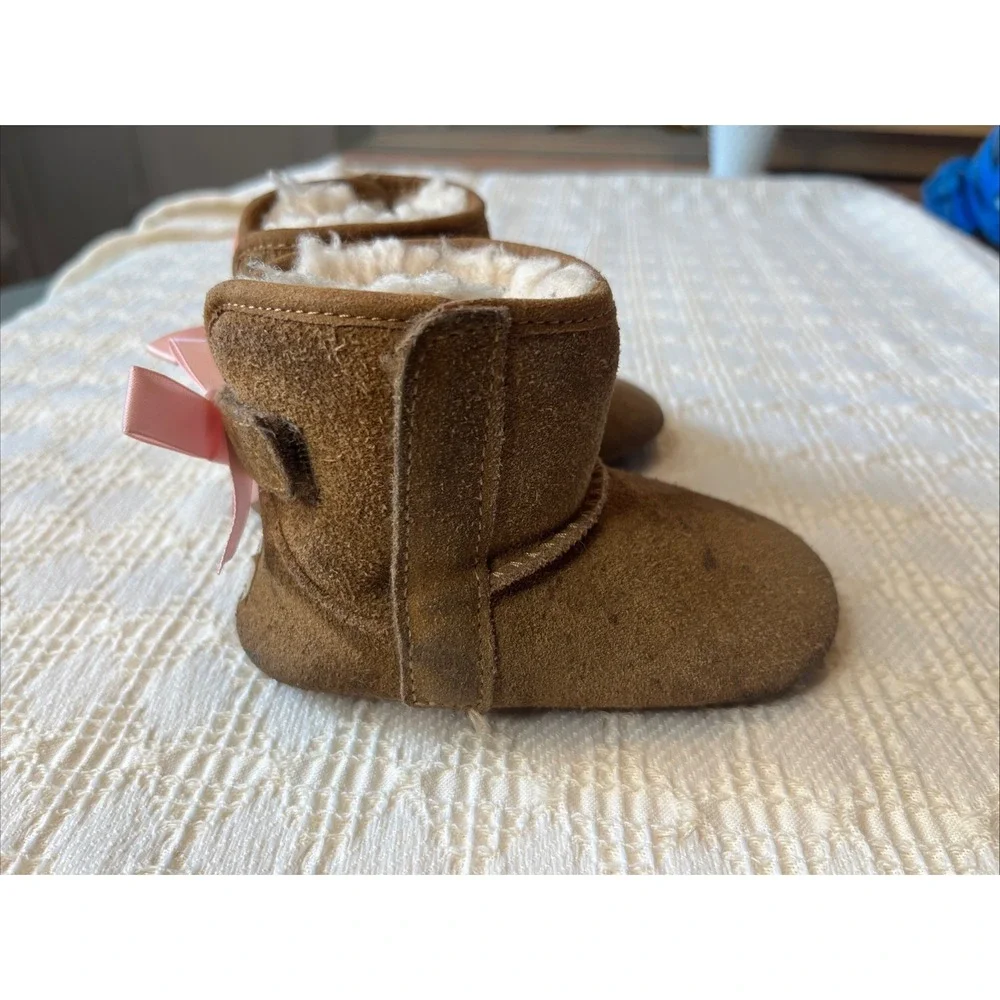 UGG Jessie Brown Pink Bow Bootie Boots Baby & Toddler Size 4/5 Soft Soled